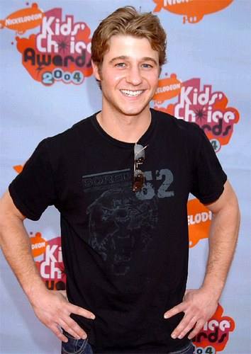 Ben McKenzie 6.jpg